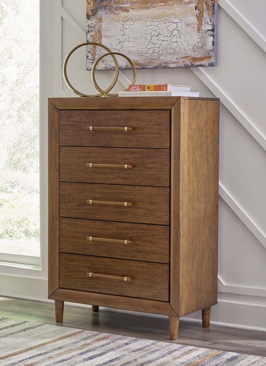 Lyncott - Five Drawer Chest - Brown - Image 8