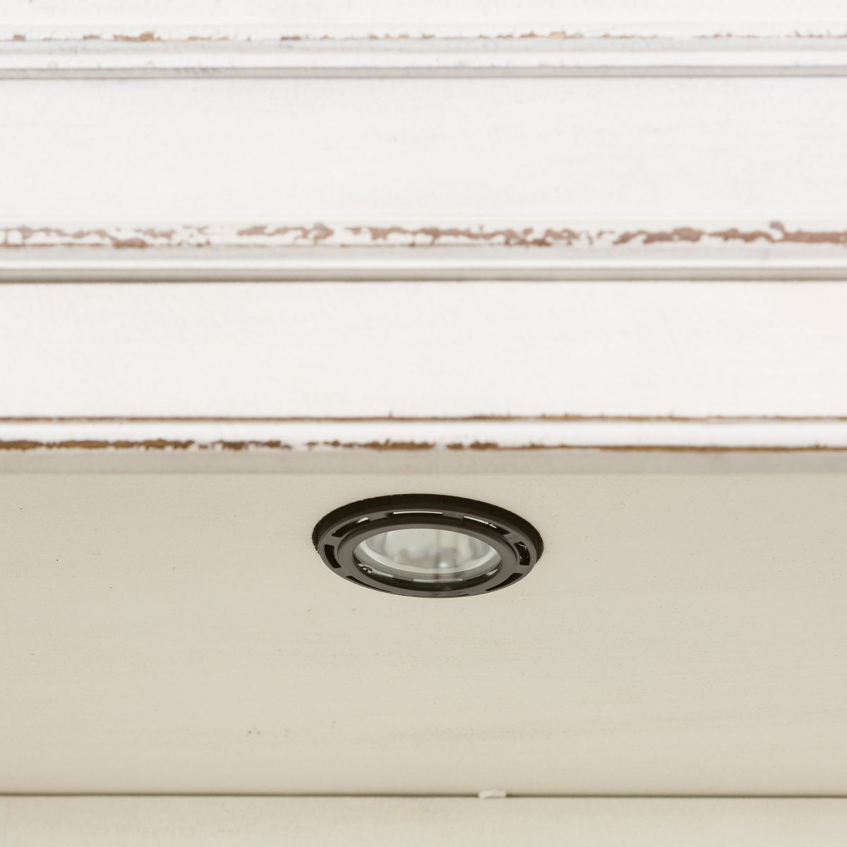 Magnolia Manor - Entertainment Hutch - Antique White - Image 3