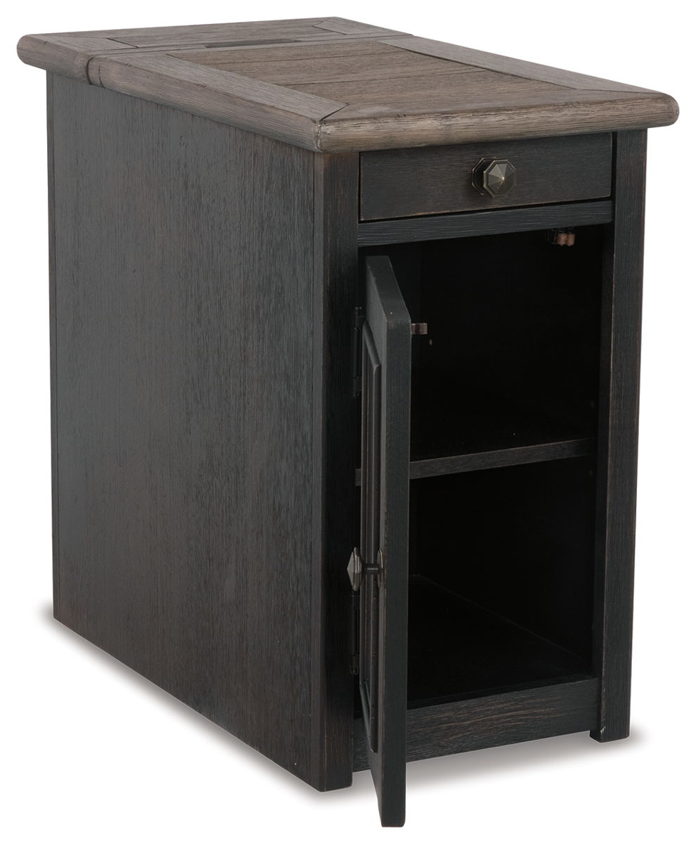 Tyler Creek - Chair Side End Table - Grayish Brown / Black - Image 3