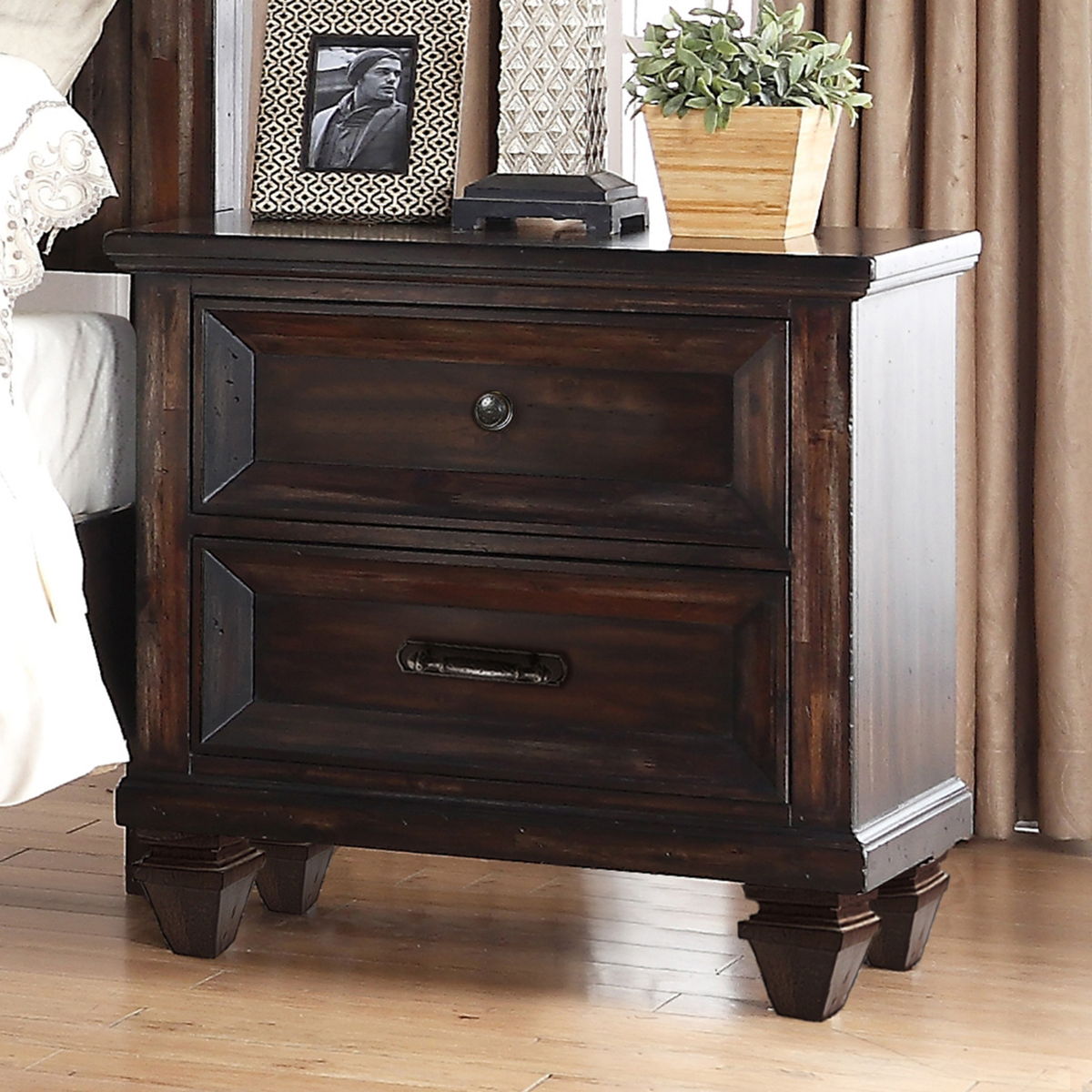 Sevilla - Nightstand - Walnut - Image 3