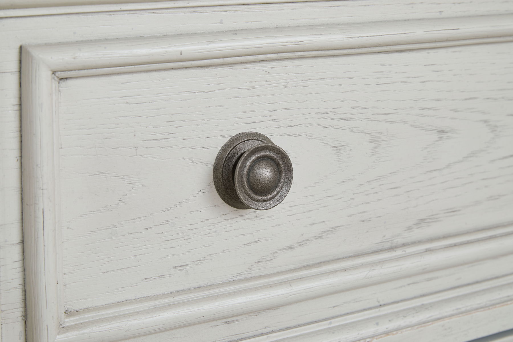 Robbinsdale - Dresser - Image 4