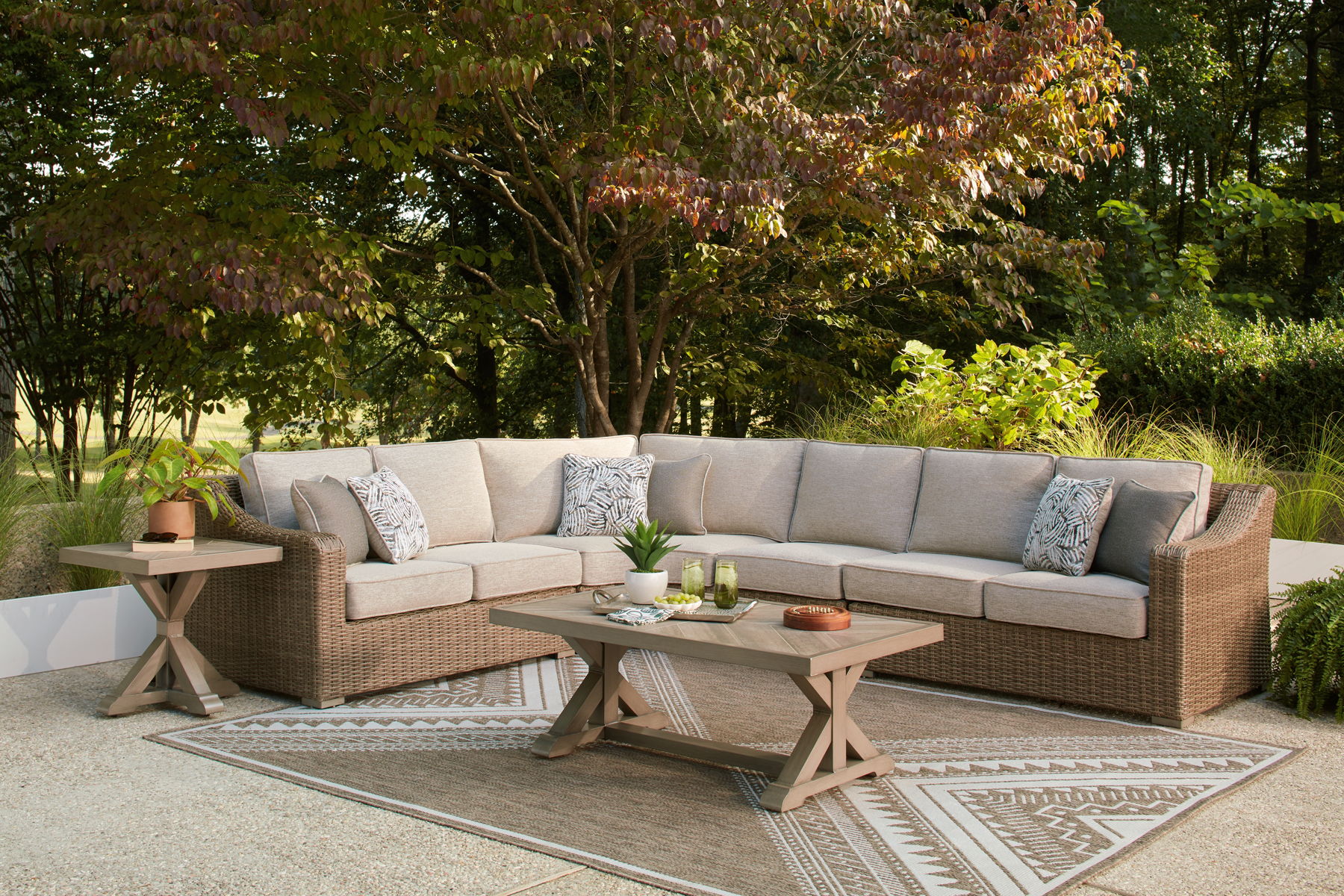 Laguna Heights - Outdoor Sectional - Image 3
