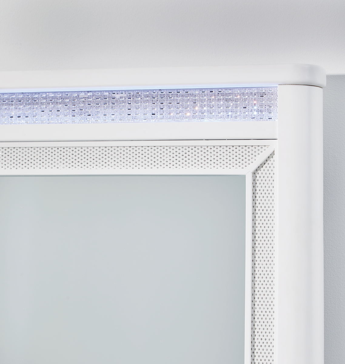 Chalanna - Dresser And Mirror - White - Image 7