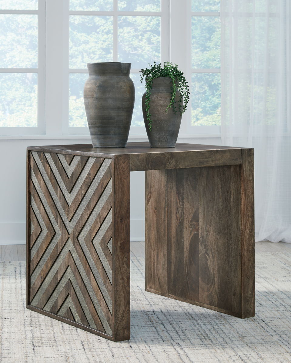 Dreggan - Square End Table - Brown - Image 4