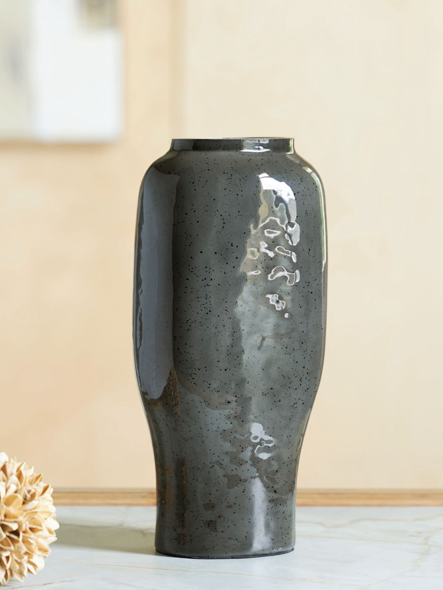 Kierlain - Vase - Image 4