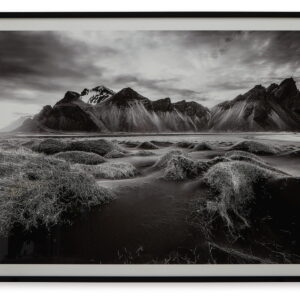 Delstone - Wall Art - Black / White