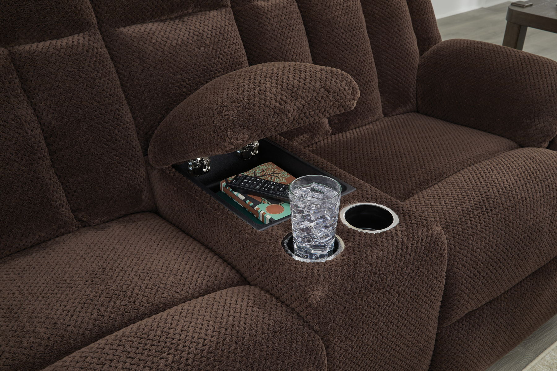 Free Wake - Double Relcining Power Loveseat With Console - Chocolate - Image 5