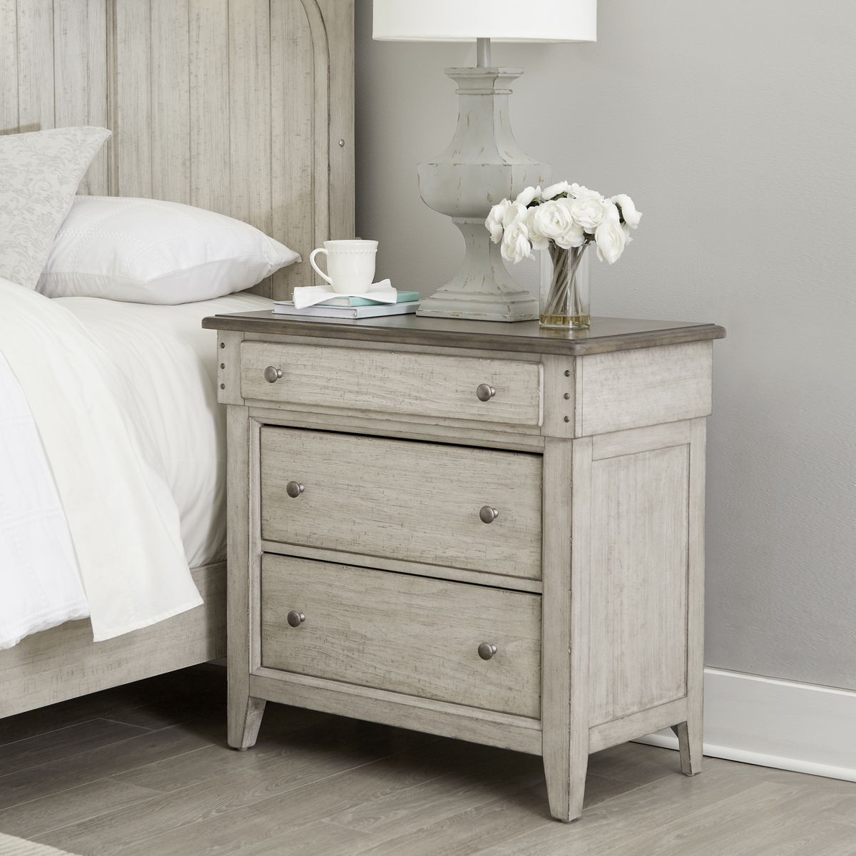 Ivy Hollow - 3 Drawer Bedside Chest With Charging Station - White