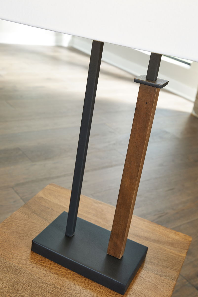 Voslen - Metal Table Lamp (Set of 2) - Black / Brown - Image 2