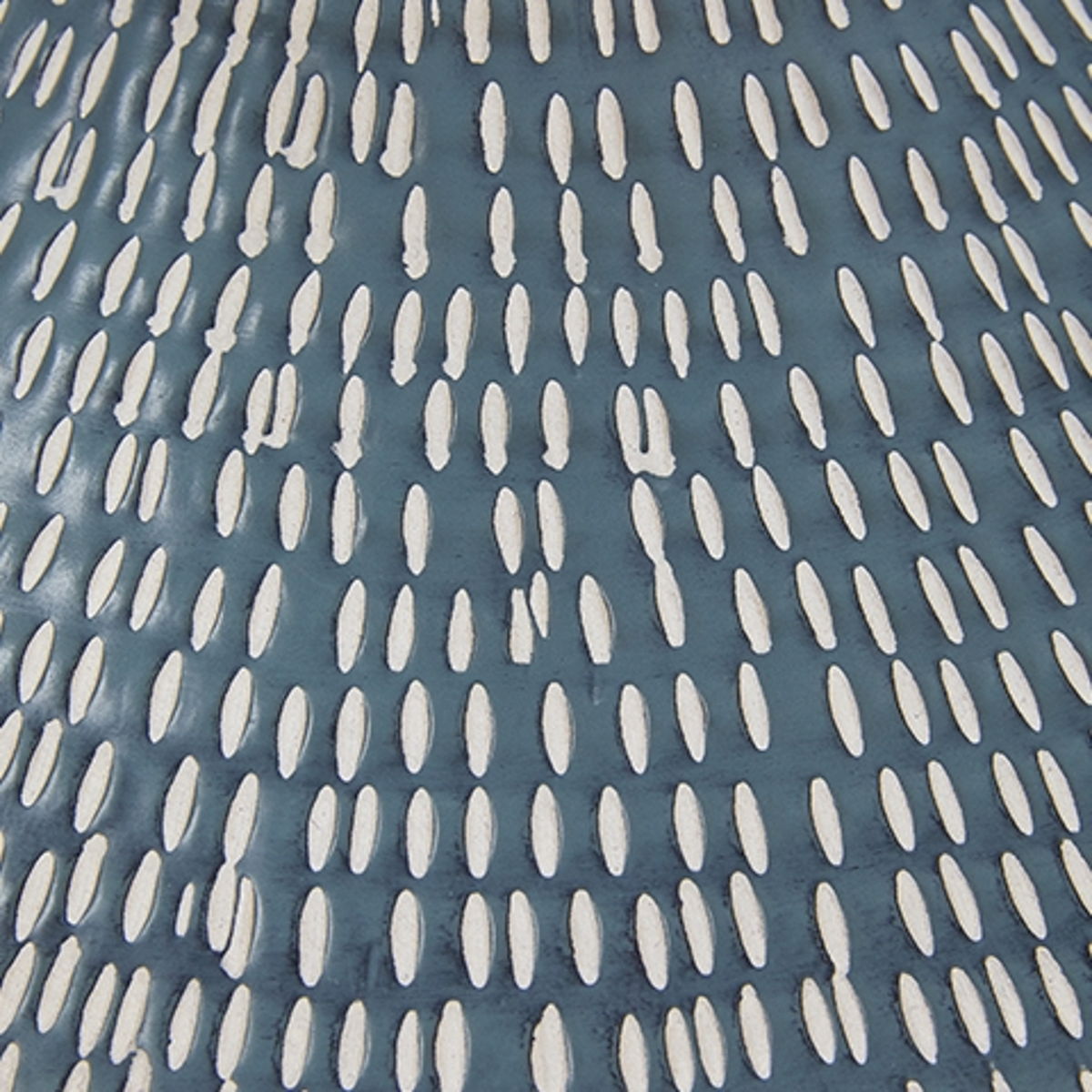 Schylarmont - Metal Table Lamp - Antique Gray / White - Image 4