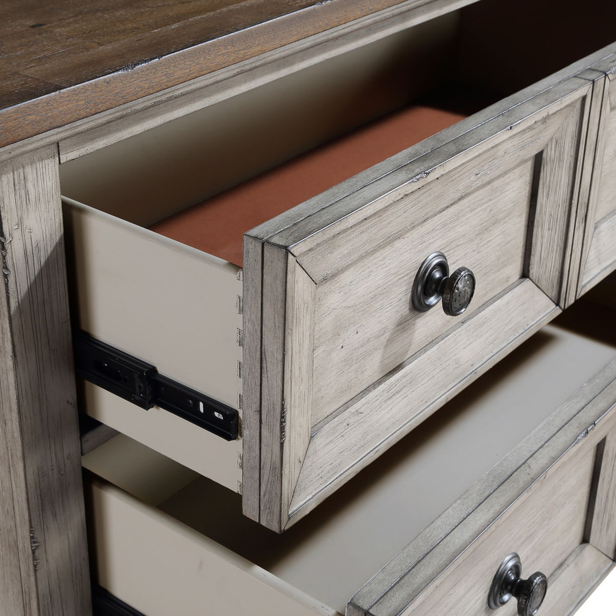 Mariana - Chest - Image 13