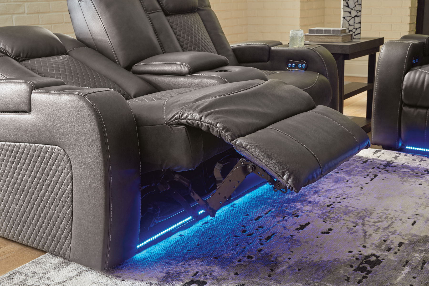Fyne-dyme - Power Reclining Loveseat With Console/Adj Hdrst - Image 3