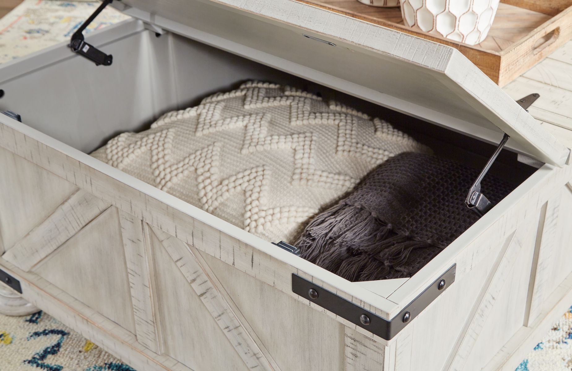 Carynhurst - Cocktail Table with Storage - Whitewash - Image 9