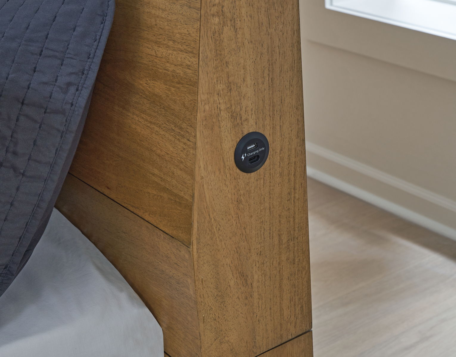 Sherbana - Panel Bed - Image 6