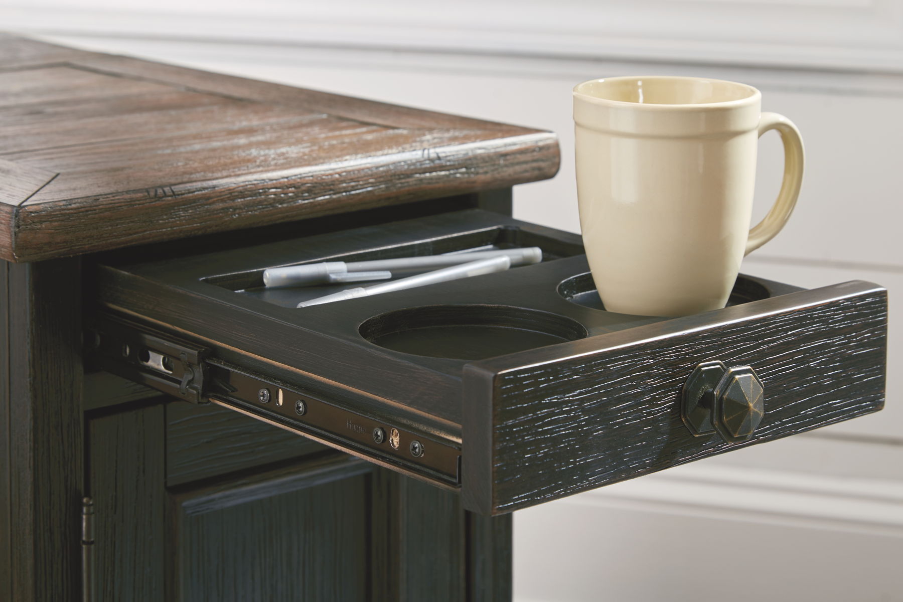 Tyler Creek - Chair Side End Table - Grayish Brown / Black - Image 13