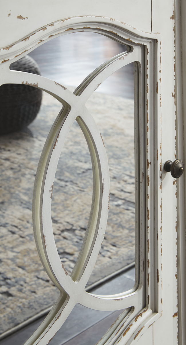 Realyn - TV Stand - Image 9