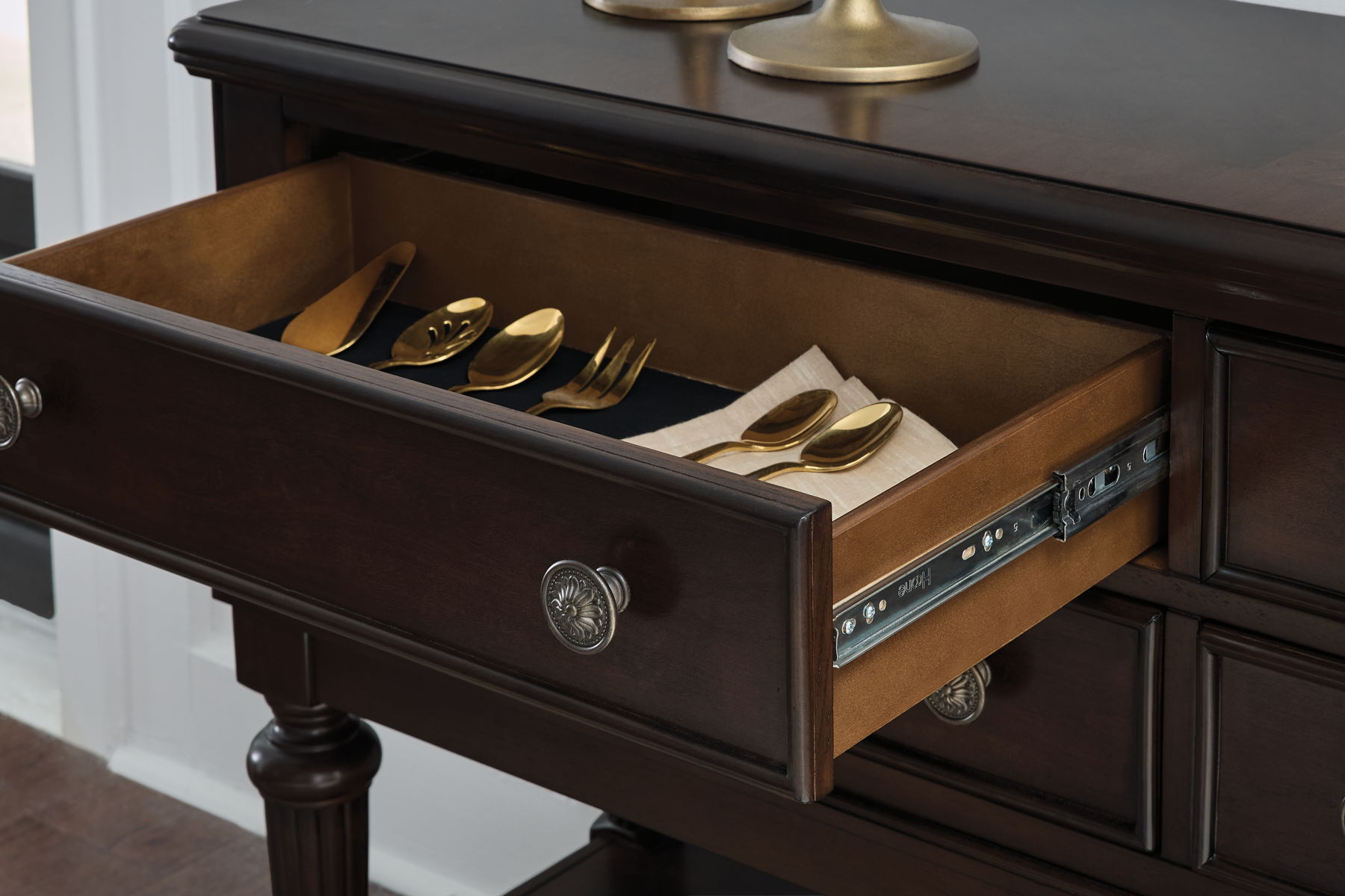 Lavinton - Dining Room Server - Brown - Image 5