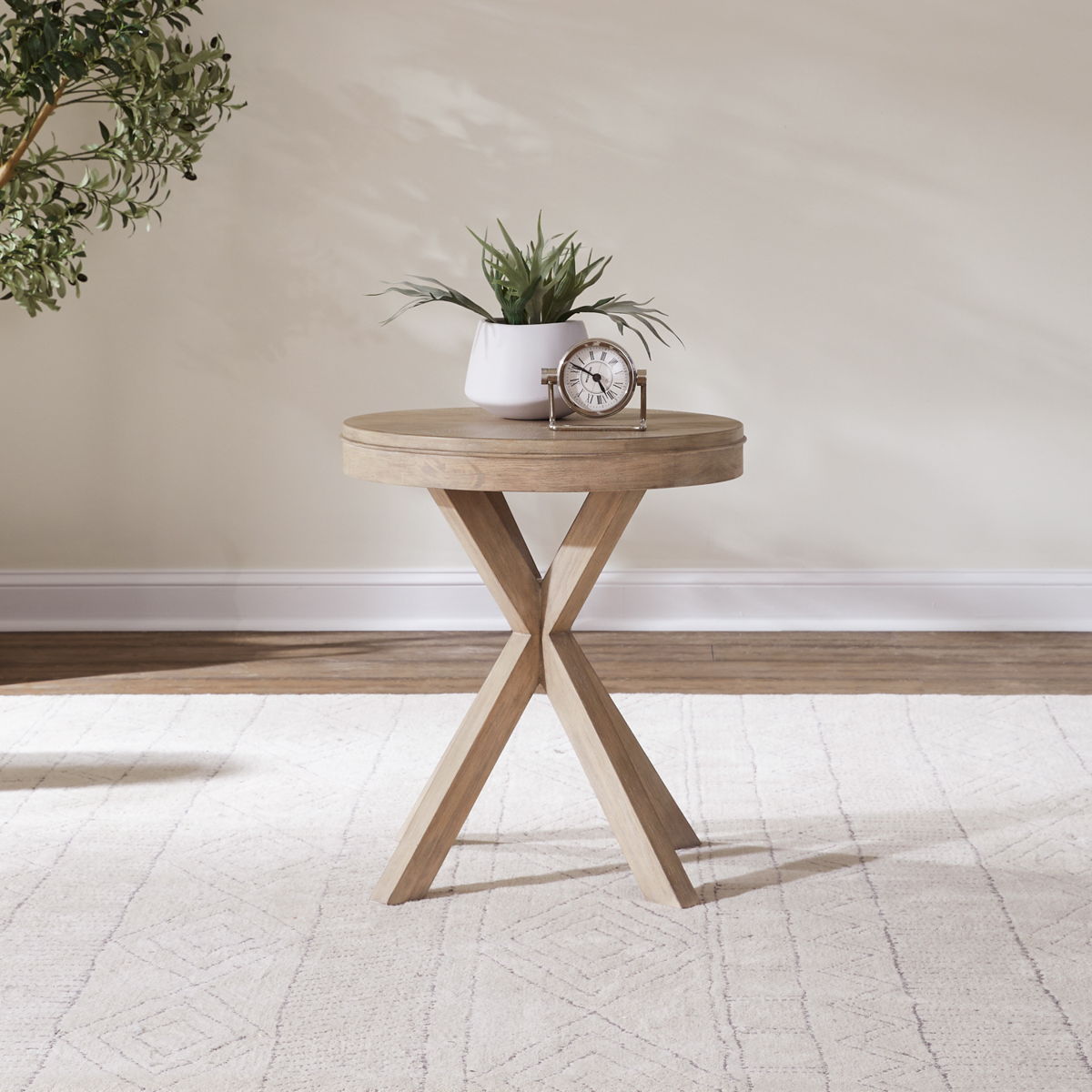 Brentwood - Round End Table - Sandstone - Image 4