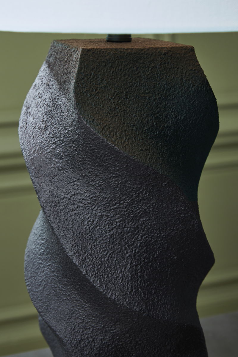 Amillion - Poly Table Lamp - Black - Image 4