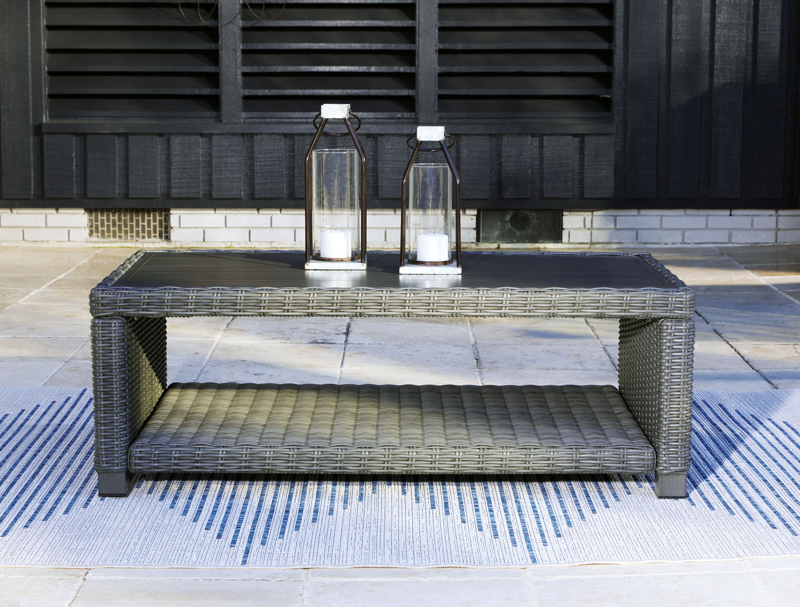 Elite Park - Rectangular Cocktail Table - Gray - Image 3