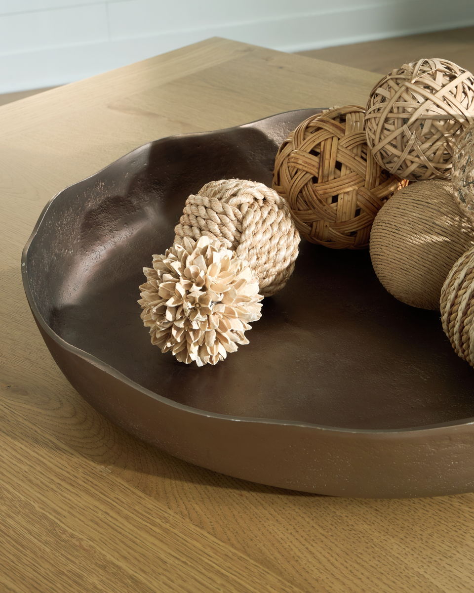 Wallmen - Tray - Champagne Gold Finish - Image 2