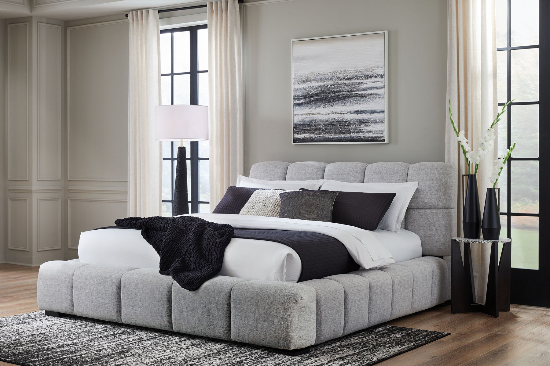 Grendusk - Upholstered Bed - Image 7