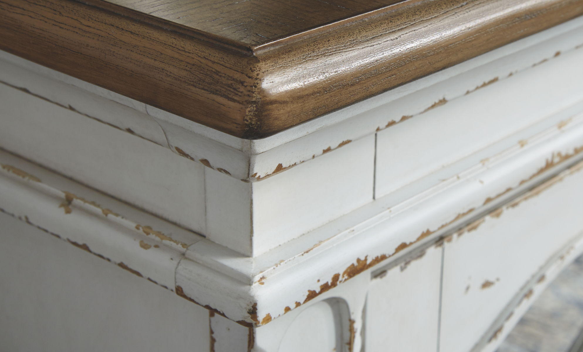 Realyn - TV Stand - Image 6