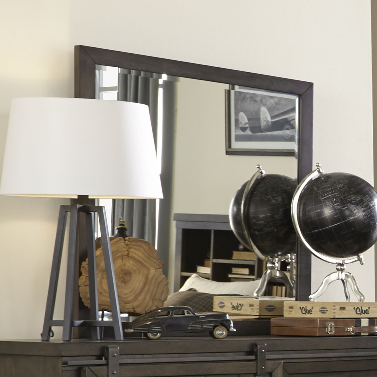 Thornwood Hills - Mirror - Rock Beaten Brown - Image 3