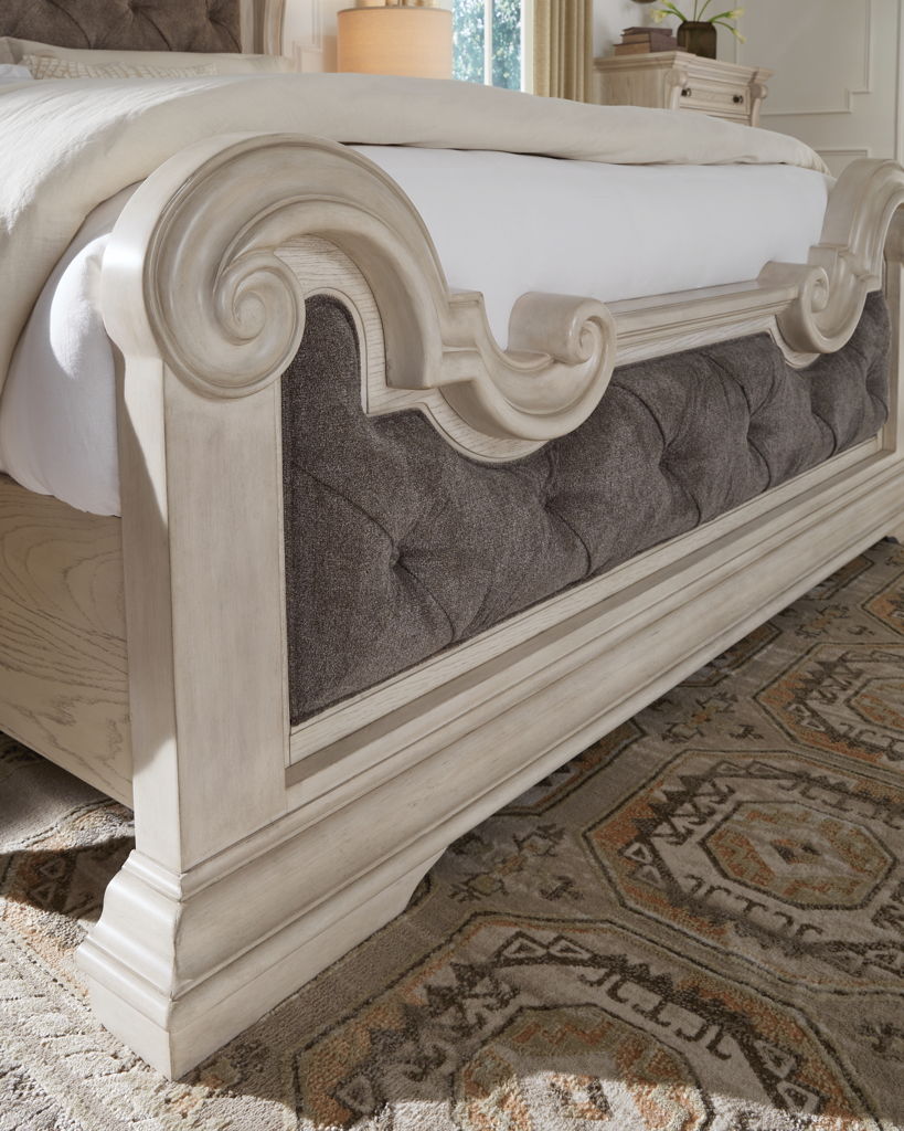 Bruchandi - Upholstered Panel Bed - Image 3
