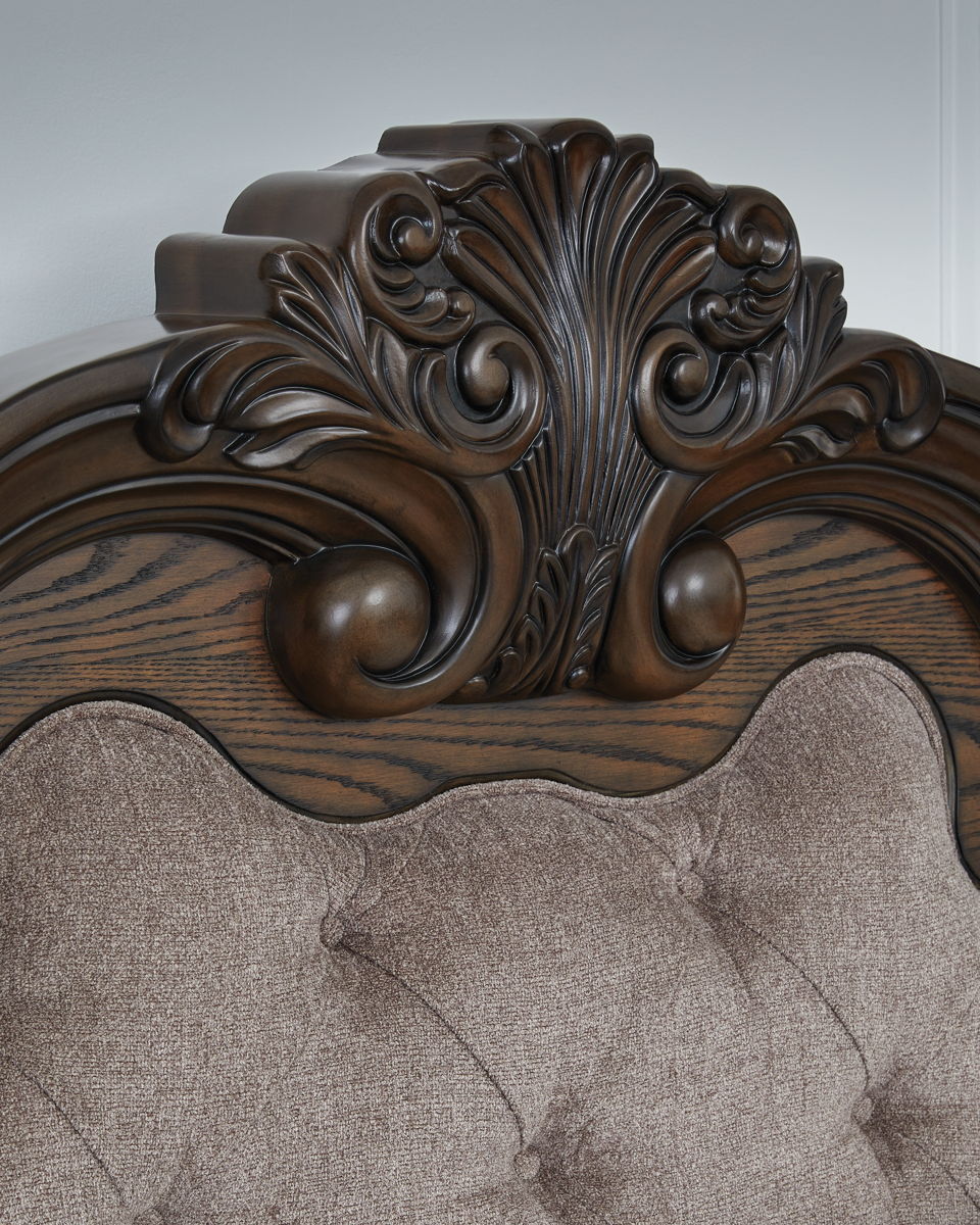 Maylee - Upholstered Bed - Image 6