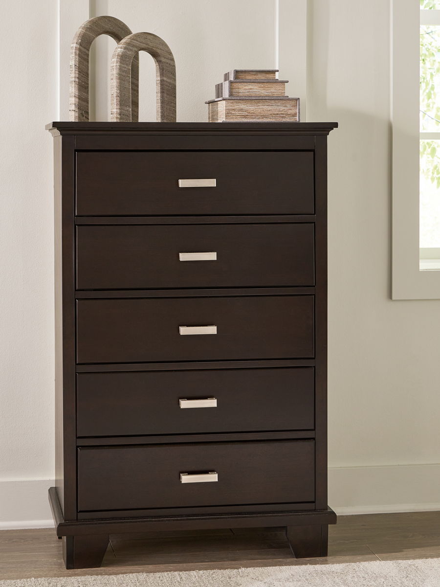 Covetown - Five Drawer Chest - Dark Brown - Image 7