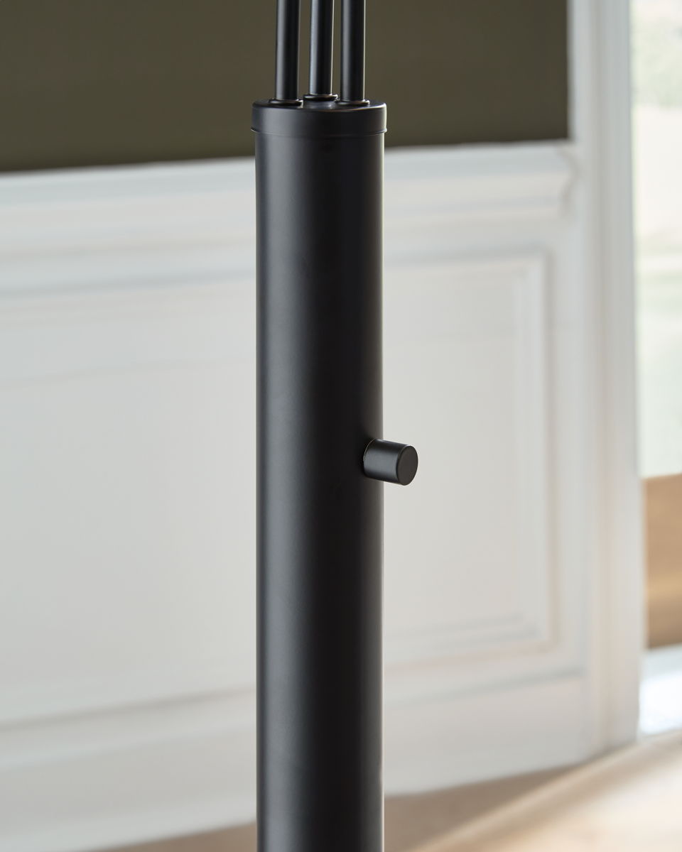 Gibbswellner - Metal Arc Lamp - Black - Image 7